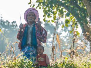 trekking in chin state - chin lady